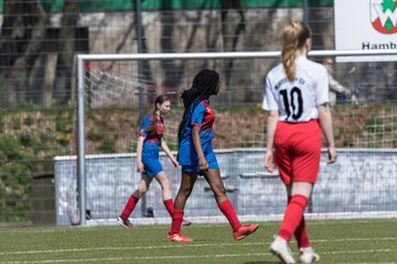 Bild 29 - wCJ Walddoerfer 2 - VfL Pinneberg 2 : Ergebnis: 7:0